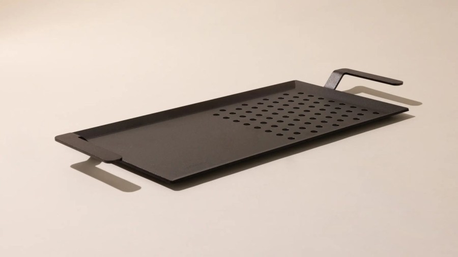 Cookware Made In | Half-Perforated Griddle